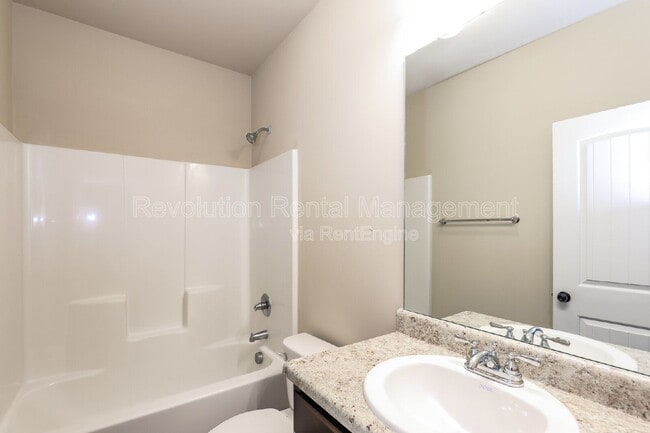 Building Photo - 2287 Church St