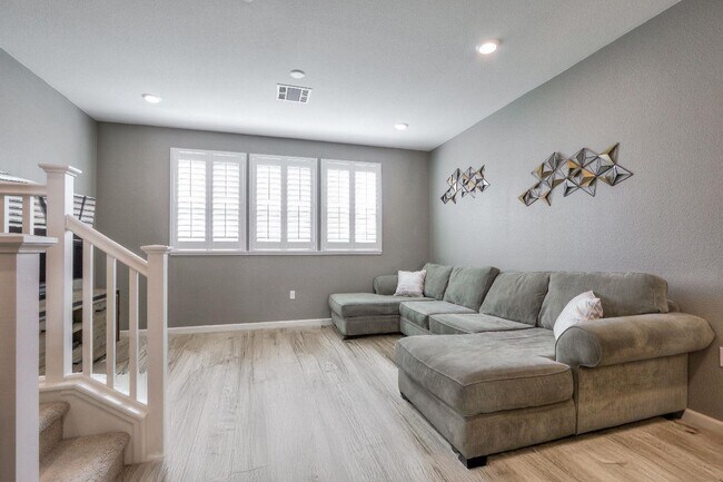 Building Photo - 267 Montalcino Cir