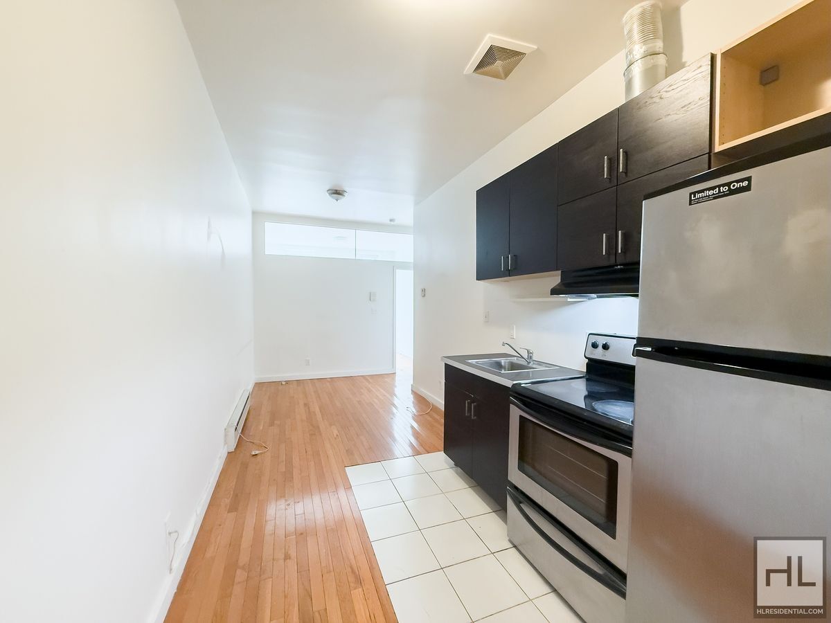 Building Photo - GREENE AVENUE / Spacious 2-Bed 1-Bath