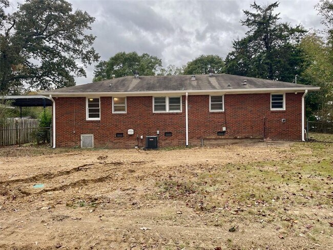 Building Photo - 6328 Oakview Ln