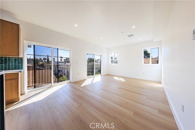 Building Photo - 2426 S West View St