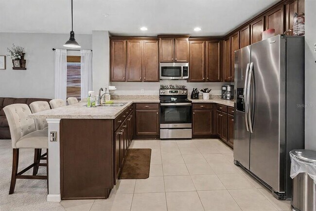 Building Photo - 9760 Kinmore Dr