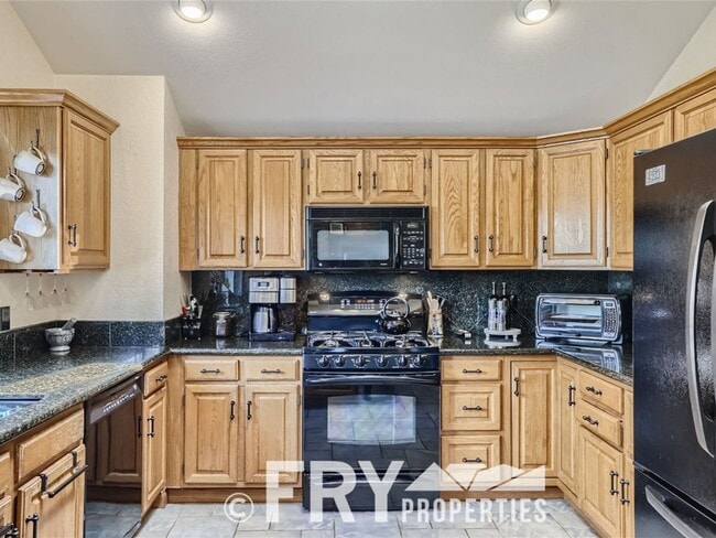 Building Photo - Luxury Rental in Beautiful Colorado Foothills