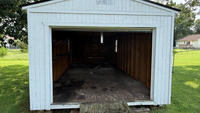 Building Photo - 502 Bloomfield Ct