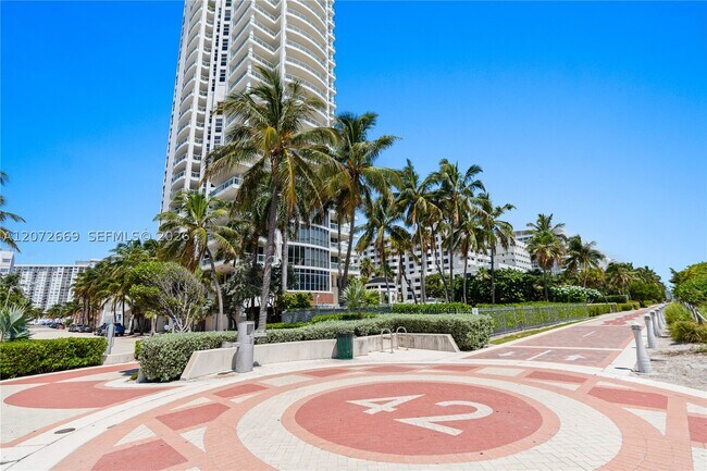 Building Photo - 4201 Collins Ave