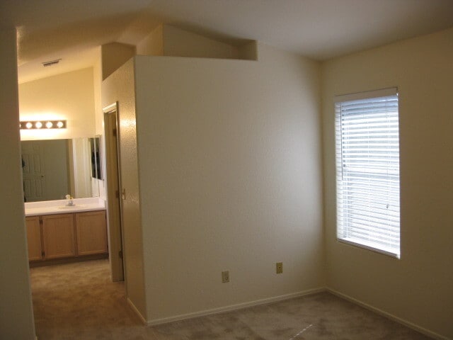 Building Photo - 3673 W Pony Trail