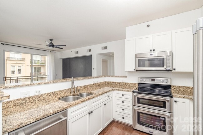 Building Photo - 1315 East Blvd