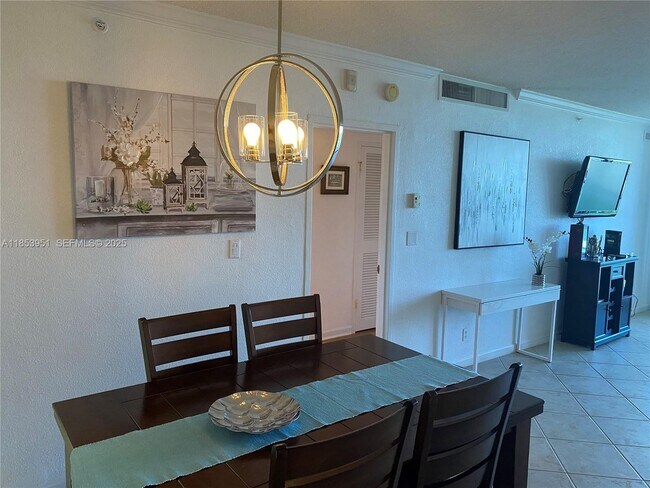 Building Photo - 2501 S Ocean Dr