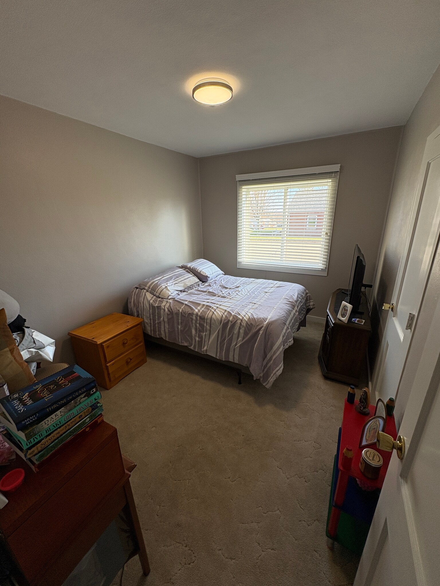 Building Photo - 2113 Broadlawn Rd