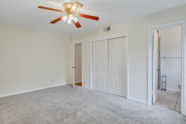 Building Photo - 12473 Northwood Rd