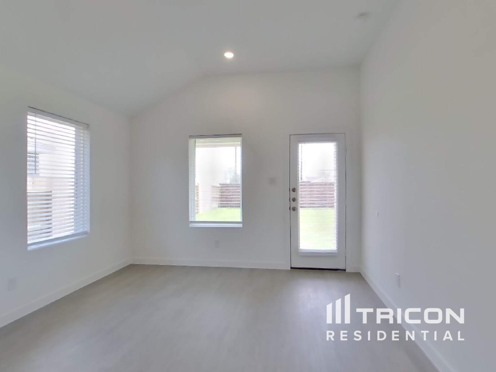 Building Photo - 3024 Pintail St