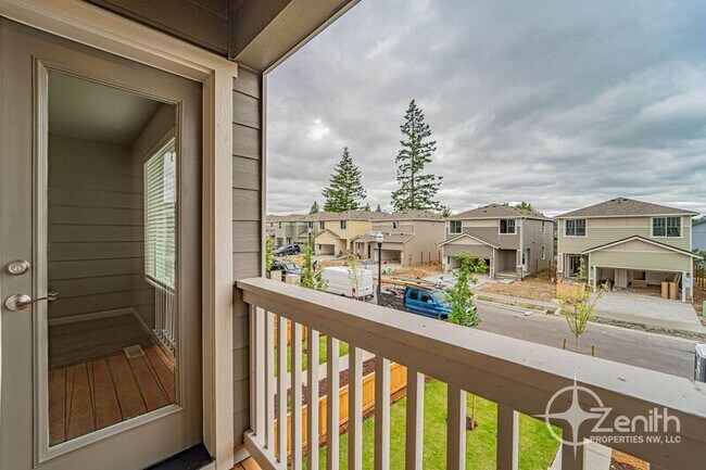 Building Photo - 7020 NE 156th Pl