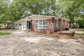 Building Photo - 1017 Piedmont Dr