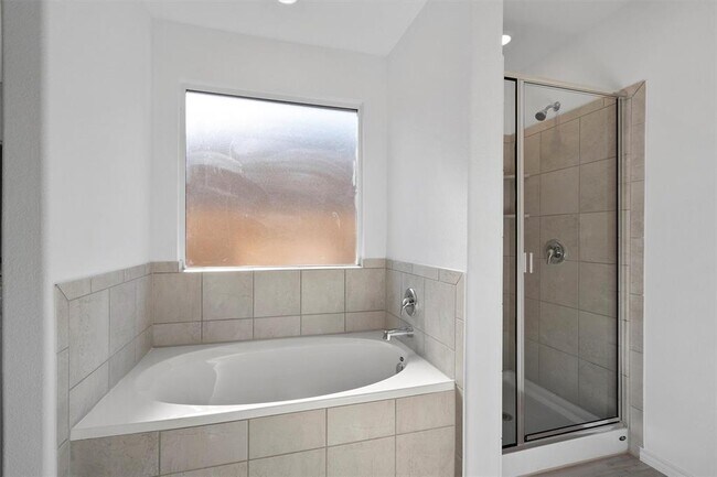 Building Photo - 138 Arbordale St