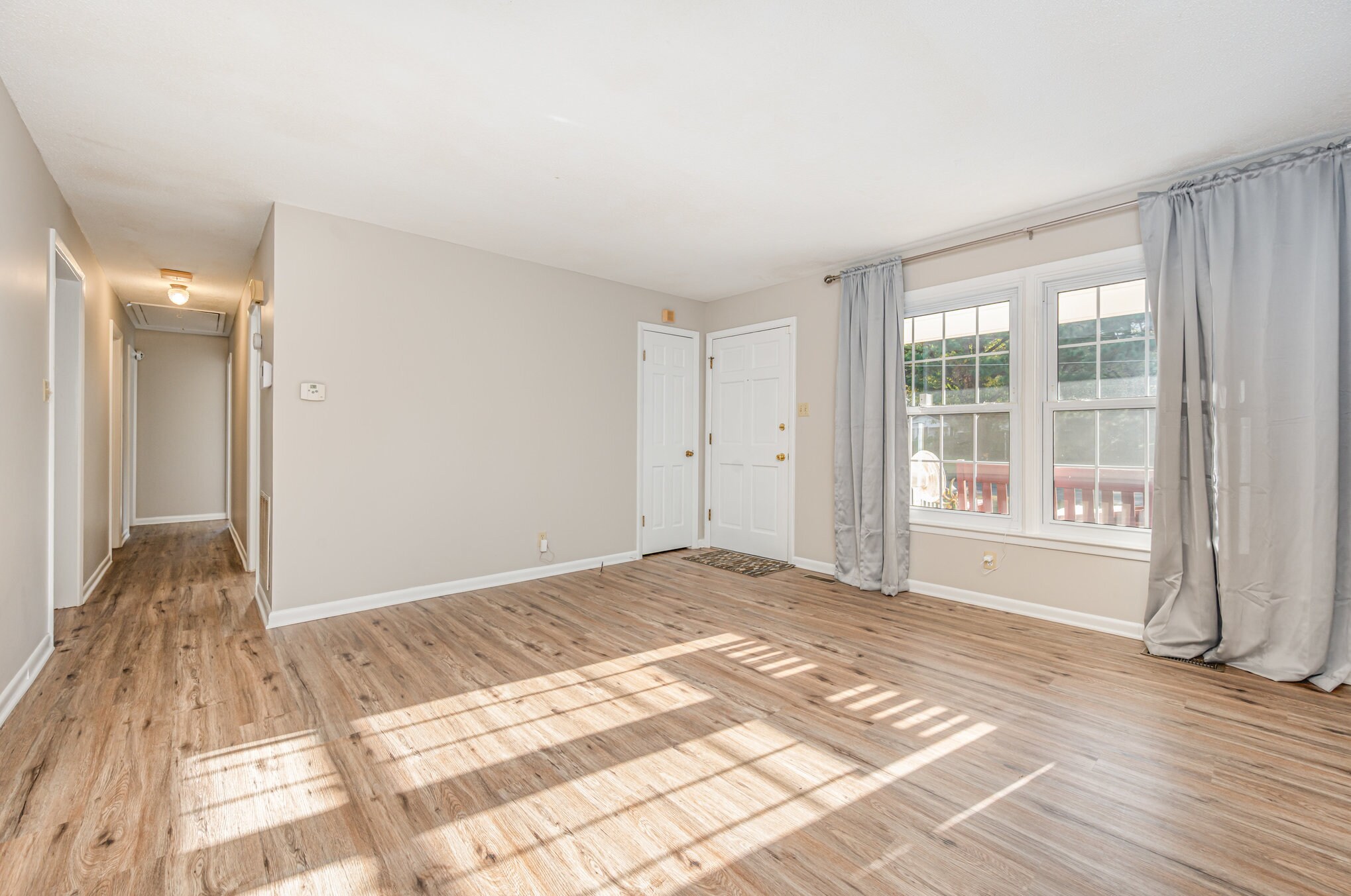 Building Photo - 1808 Majestic Dr