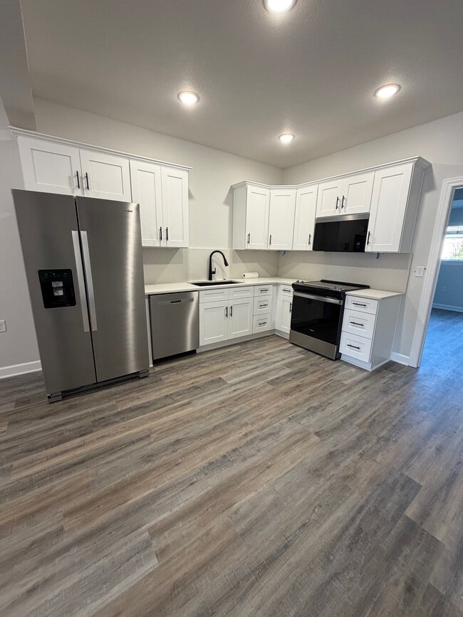 Building Photo - 83 SE 351st Rd