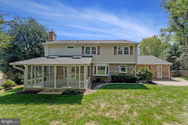 Building Photo - 7730 Falstaff Rd
