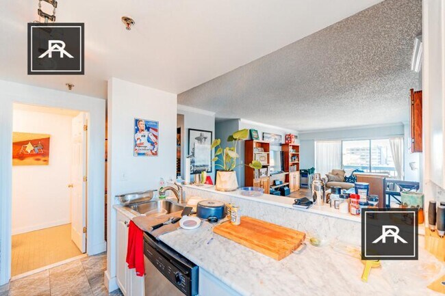 Building Photo - 2 bedroom in Allston MA 02134