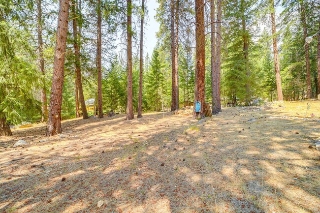 Building Photo - 16934 Tyee Dr