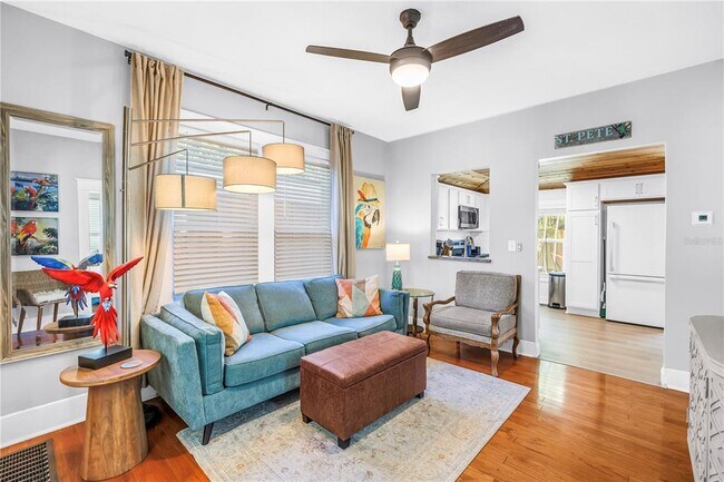 Building Photo - 748 11th Ave N