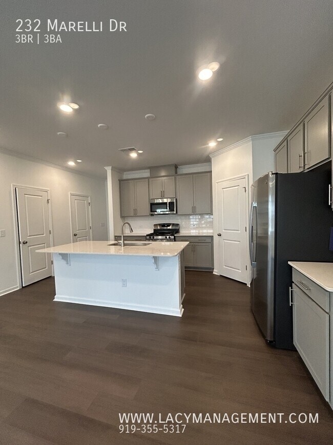 Building Photo - 232 Marelli Dr