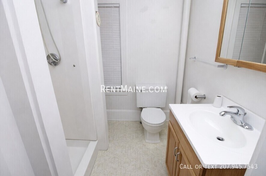 Building Photo - 17 Margin St