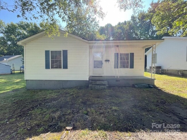 Primary Photo - 205 Valley Ave