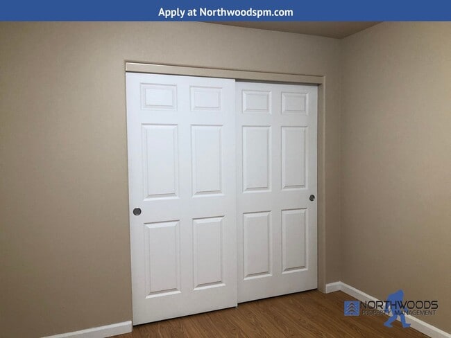 Building Photo - Located in Central Point in a 55 Plus Comm...