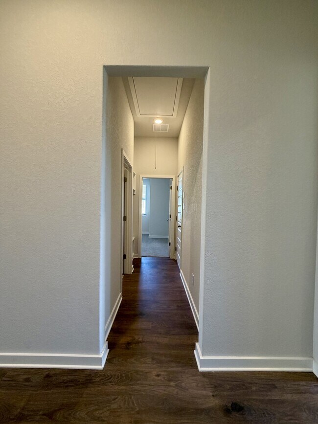 Building Photo - 14427 Inspiration Pt