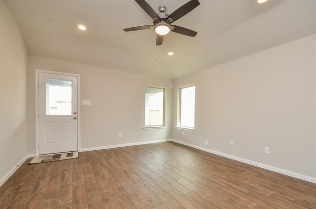 Building Photo - 21622 Calico Bush Trail