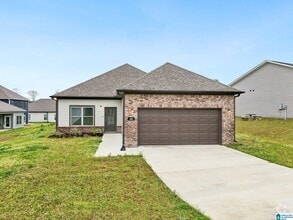 Building Photo - 460 Troubadour Ln