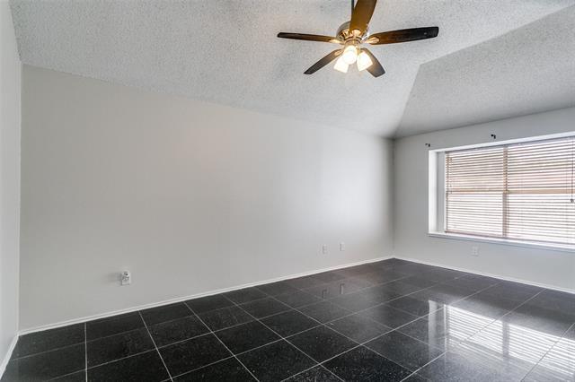 Building Photo - 908 Gordon Oaks Dr