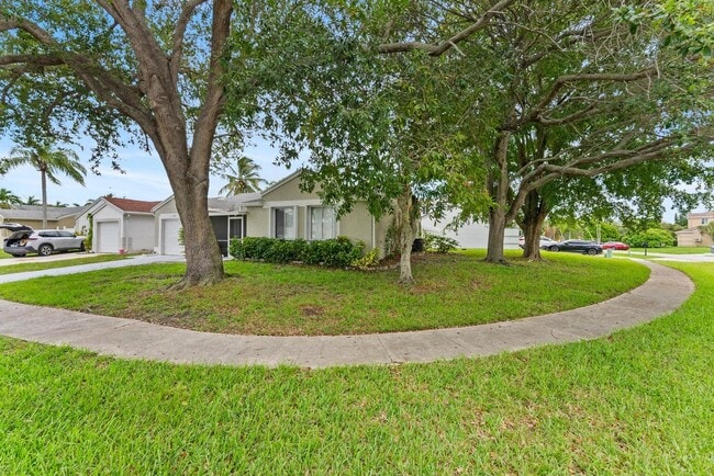 Building Photo - 9850 Ridge Creek Rd