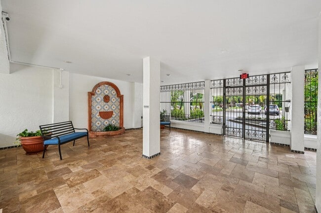 Building Photo - 23200 Camino Del Mar