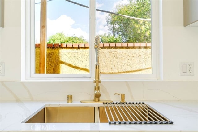 Building Photo - 17426 Roscoe Blvd