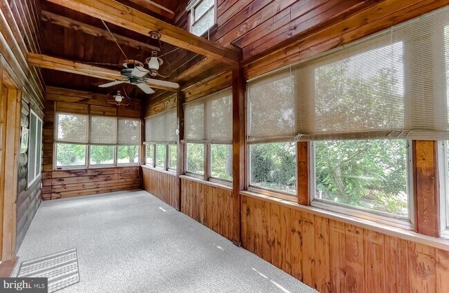 Building Photo - 23581 Belmar Dr