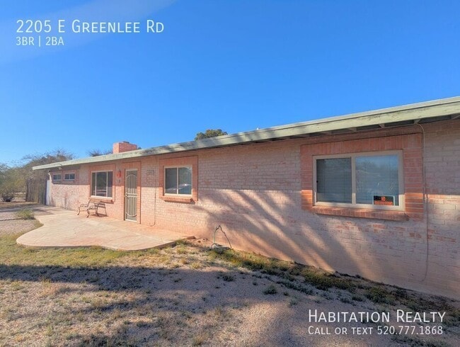 Building Photo - 2205 E Greenlee Rd