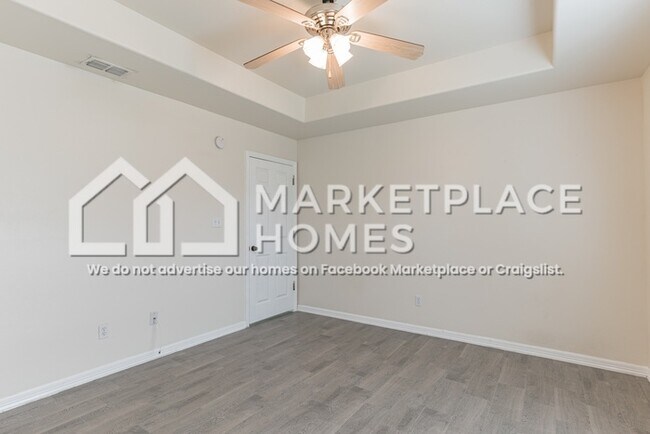 Building Photo - 5975 Diamondback