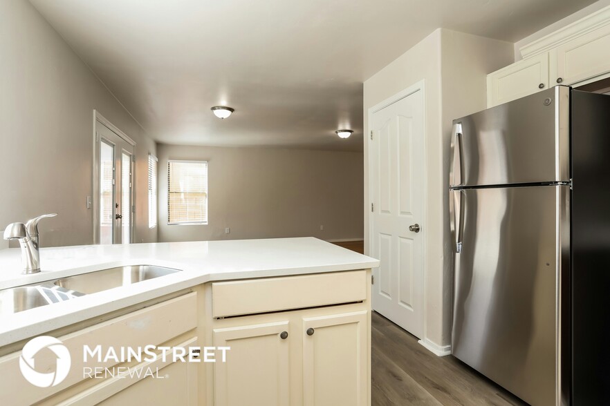 Building Photo - 4058 E Agate Knoll Dr