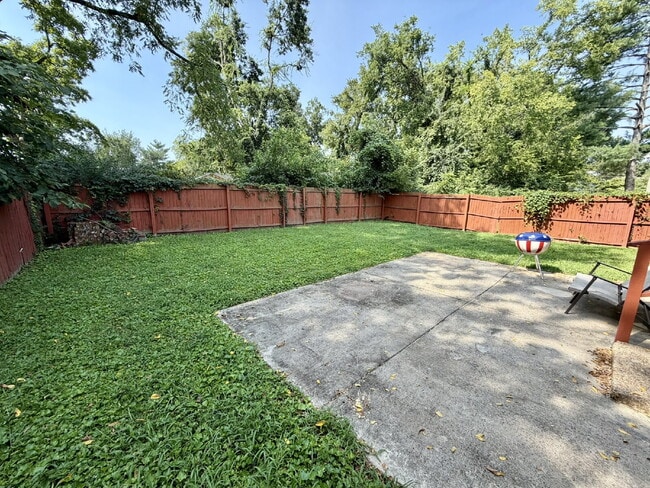 Building Photo - East Nashville 2-bedroom in a location you’ll love!