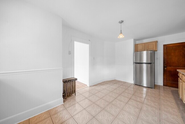 Building Photo - 180 Faneuil St