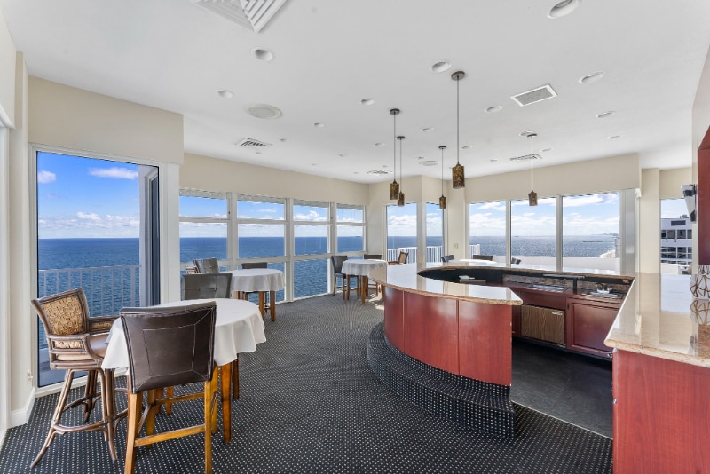 Building Photo - 1360 S Ocean Blvd