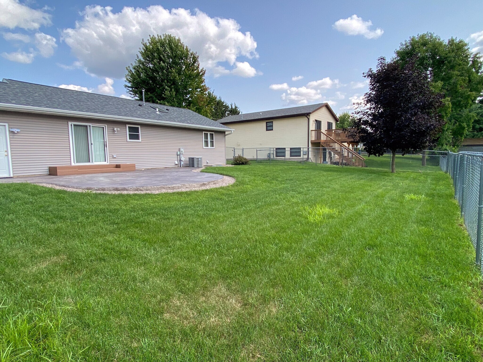 Building Photo - 1514 Sandlake Rd