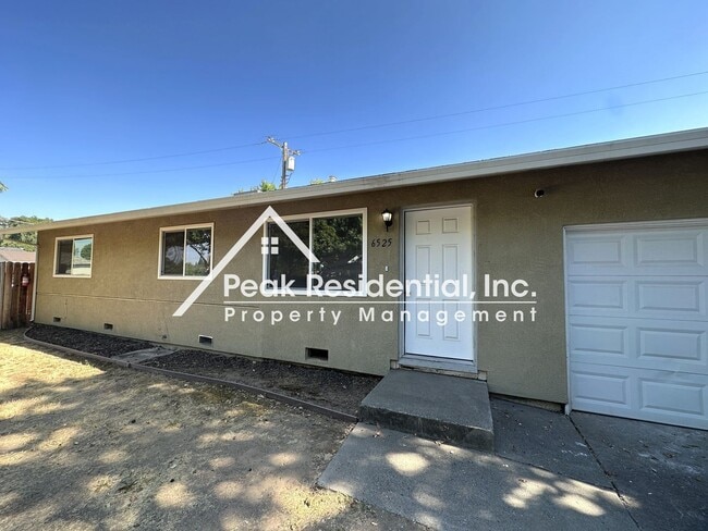 Building Photo - 3 br, 1 bath House - 6525 Hazel Ave
