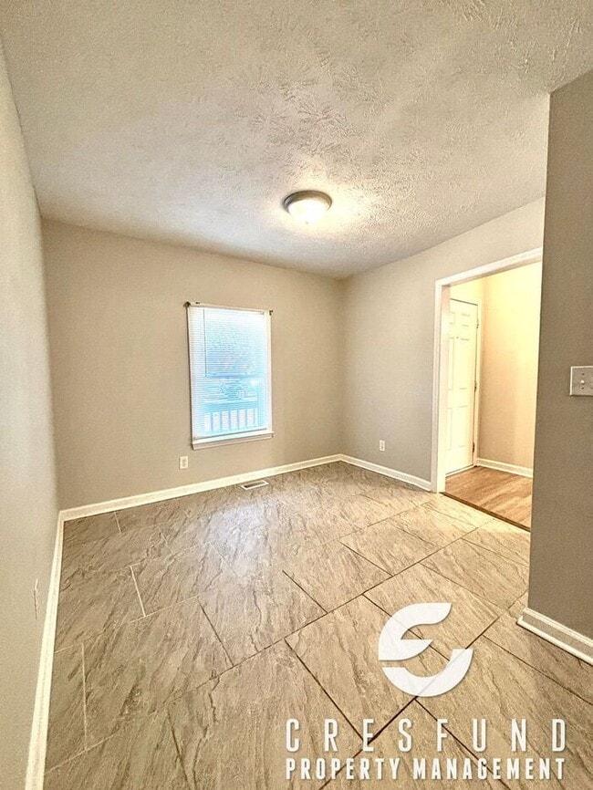 Building Photo - Coziest 3 Bed, 2 Bath - 15 MINUTES FROM YA...