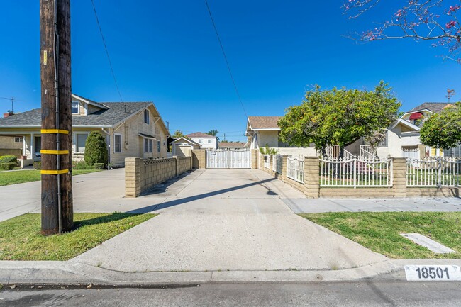 Building Photo - 18501 Clarkdale Ave