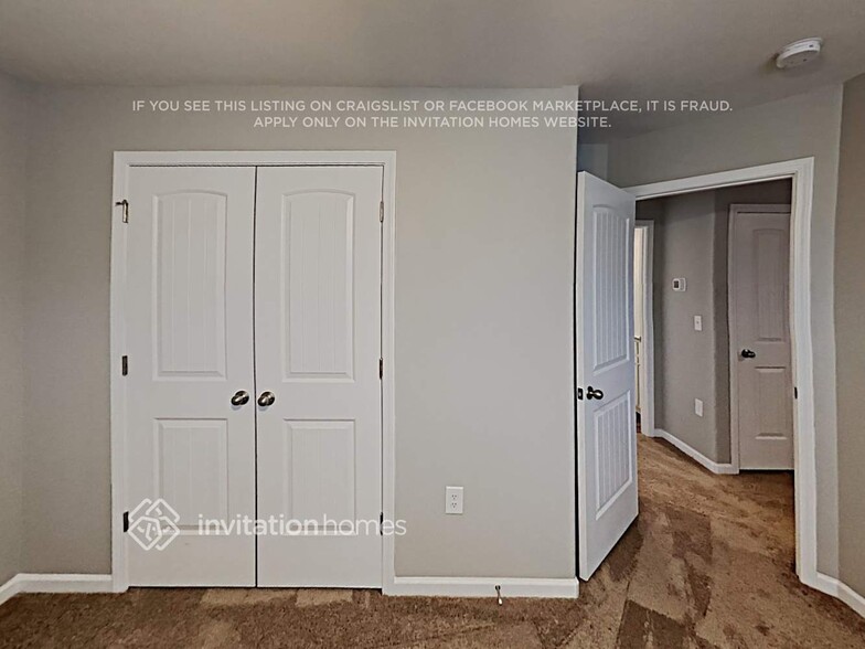 Building Photo - 589 Belcaro Dr