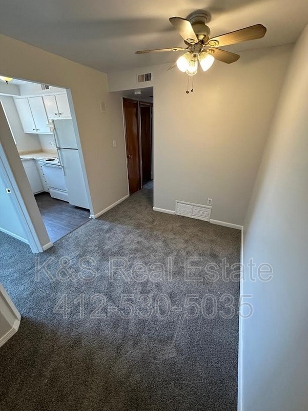 Primary Photo - 760 5th Ave