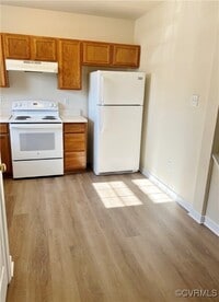 Building Photo - 2820 Goyne Loop