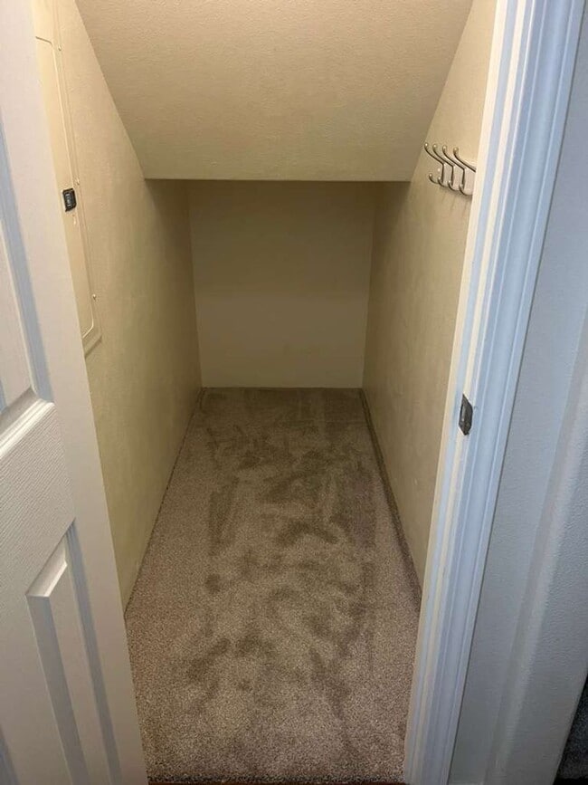 Building Photo - 3 bed 2.5 Bath 2 car garage/ Central AC/ Ewa Beach!